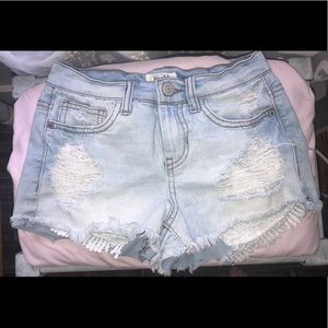 Cute Mudd shorts!